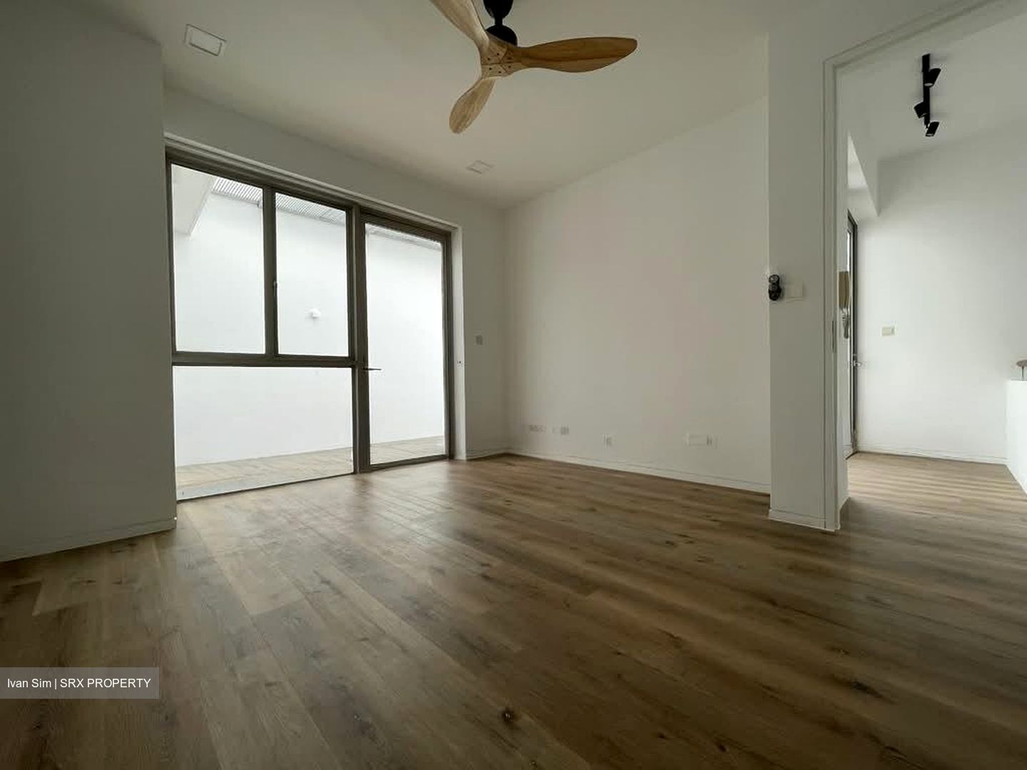 The Trumps (D14), Condominium #593611291